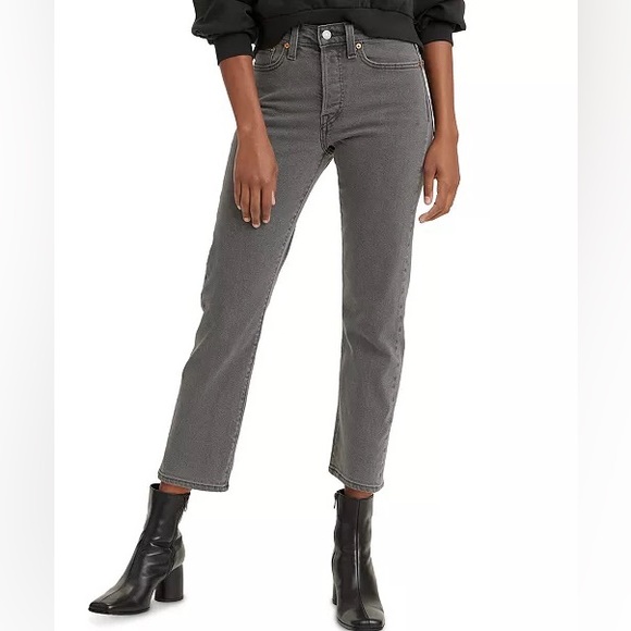 Women's Wedgie Straight-Leg Cropped Jeans size W26 L28 - Picture 1 of 3